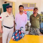 धमतरी पुलिस का कड़ा प्रहार: अवैध शराब तस्करों पर शिकंजा, दो आरोपी रंगे हाथ गिरफ्तार
