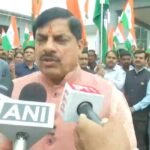 बारिश के बीच तिरंगा यात्रा में दिखा देशभक्ति का जोश, CM मोहन यादव ने किया शुभारंभ